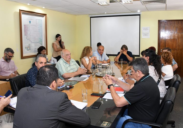 Paritaria estatal en La Pampa: no hubo oferta salarial y se pasó a cuarto intermedio
