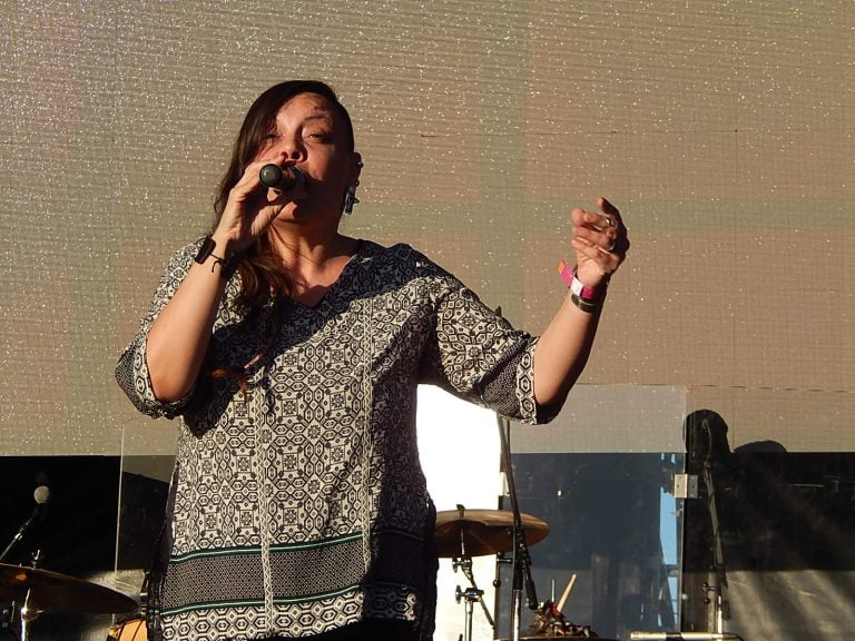 Jesica Peralta rompió el hielo en el Pico Cumple: “Abrir, con el sol a pleno, es un desafío, porque tenés que arrimar a la gente”