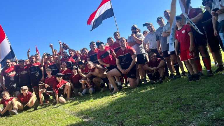 Pico Rugby Club bicampeón del Torneo Uroba: ¡Más de 500 personas viajaron a Olavarría para hacer el aguante!