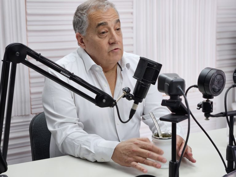 “Esta gestión tomó una decisión muy importante, hacer obras que no se ven y se paga un precio porque la gente a los 10 minutos se olvida, pero que son fundamentales para el desarrollo de la ciudad”, declaró Jorge Gabba