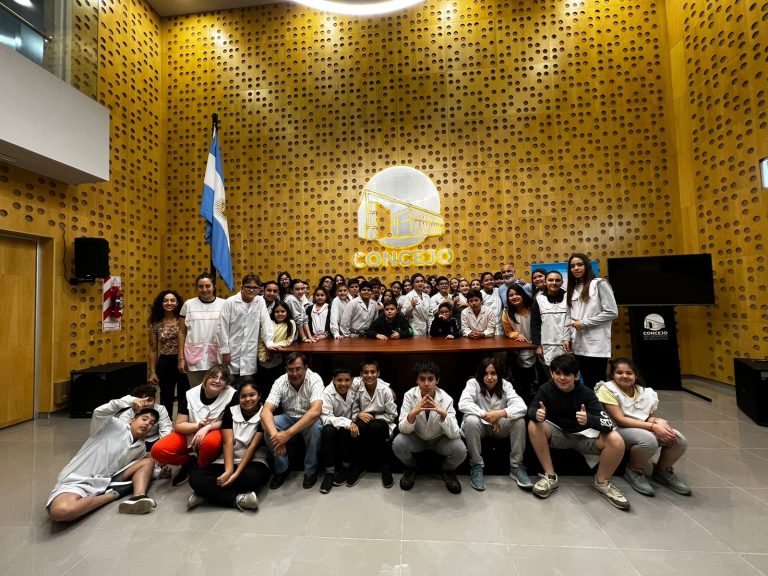 Visitas de estudiantes primarios en el Concejo Deliberante