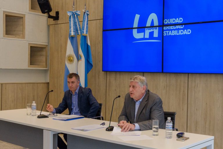 Gobernador Ziliotto presenta presupuesto 2024 para La Pampa: es “realista” y “sin endeudamiento” y con Foco en “Salud, Educación y Seguridad”