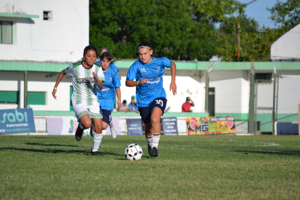 A las 18hs, la Selección Pampeana de fútbol femenino se juega el pase a su primera final de los EPADE