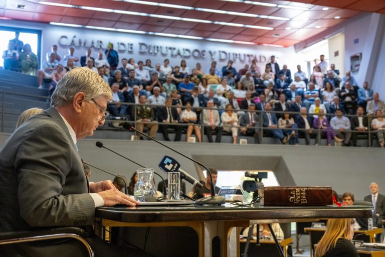Promesas y objetivos que delineó el gobernador Sergio Ziliotto, en su discurso para los próximos cuatro años de su gestión