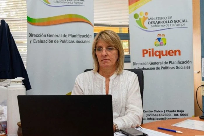 La directora de Planificación de Políticas Sociales reveló que 23 mil familias tienen la tarjeta social pampeana y 12 mil el refuerzo extraordinario 