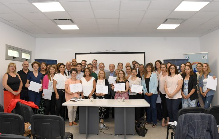 Entregaron certificados a personal de Salud en el Hospital Favaloro de Santa Rosa