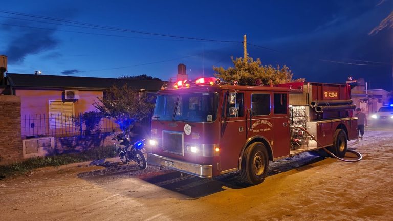 Incendio de vivienda en el barrio Ranqueles