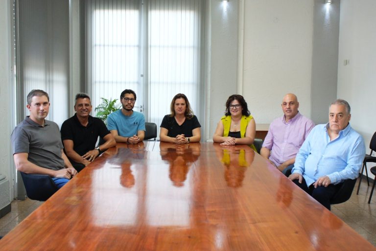 Cambios en el gabinete municipal: Sebastián Adamo en servicios públicos y Gabriela Echegaray en Desarrollo Social