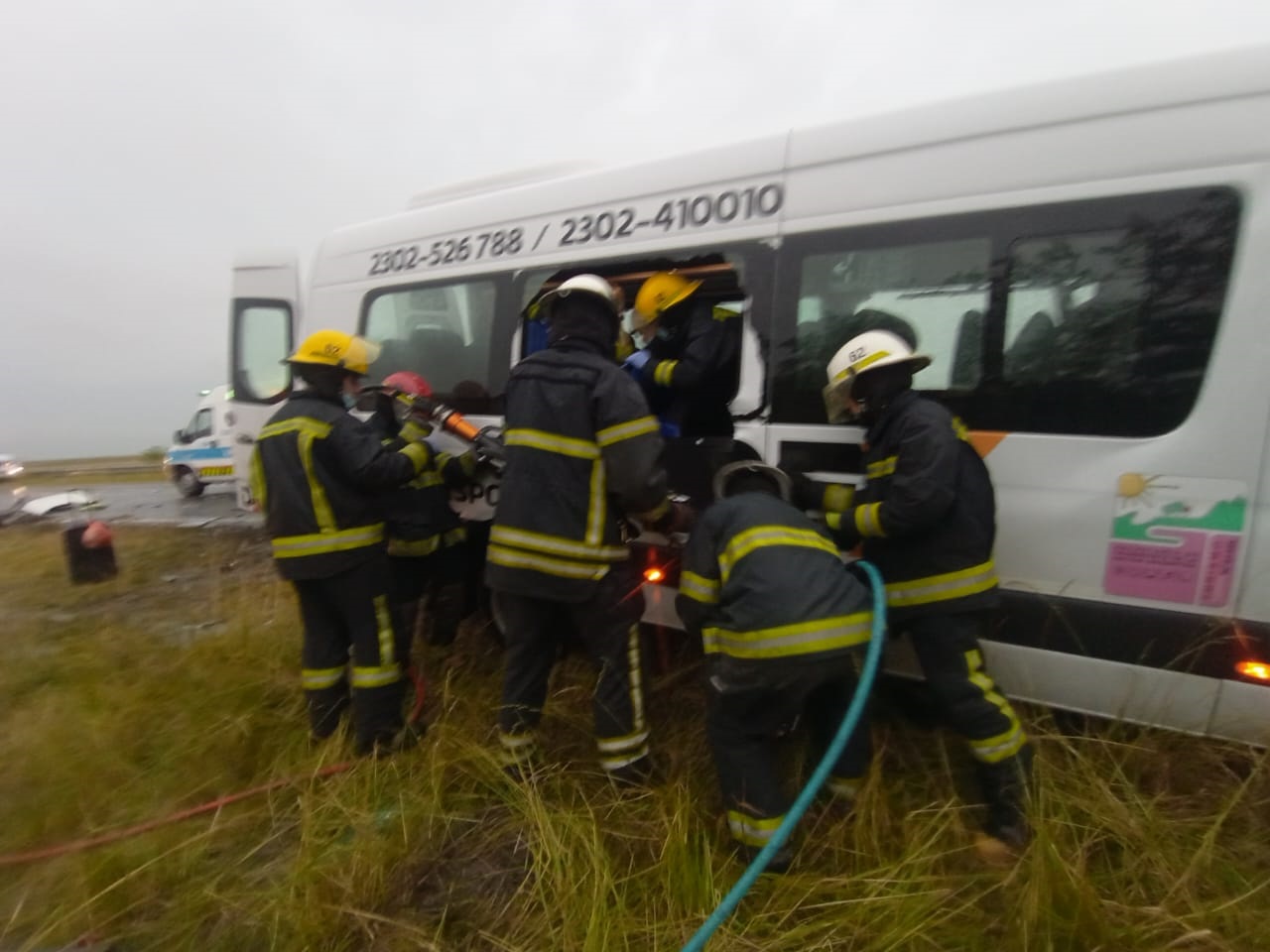 Una combi con estudiantes de Speluzzi involucrada en un fatal siniestro vial entre Olavarría y Bolivar