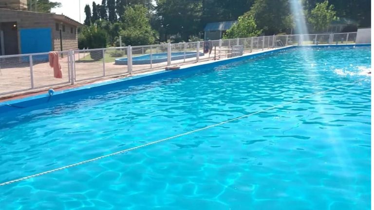 Murió un niño en una colonia de vacaciones en Córdoba tras ahogarse en la pileta