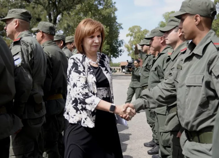“Se va a identificar con fotos, drones y pidiendo DNI”, detalló Patricia Bullrich sobre el Protocolo Antipiquetes