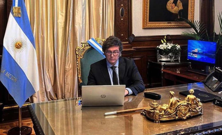 “El Presidente pretende dar por tierra el trabajo hecho por décadas para la conquista de derechos esenciales del ser humano, y la autonomía regional y federal de los pueblos de la Nación”, expresaron desde la CGT Región Centro-Sur