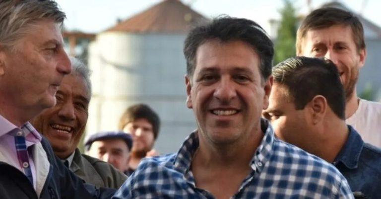 “En tiempos de crisis como los que se vienen, articular gobierno provincial y municipios es clave”, aseveró el ministro de Gobierno pampeano