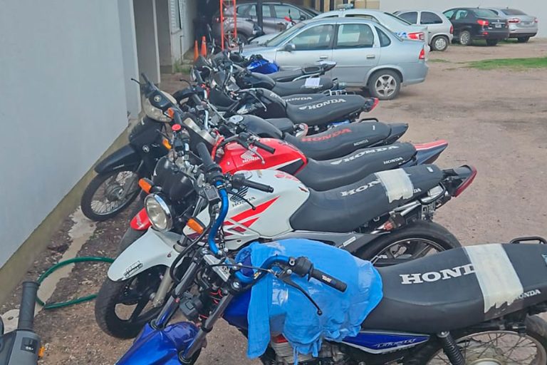 Demoraron a 15 personas y secuestraron 16 motos por picadas ilegales en General Pico