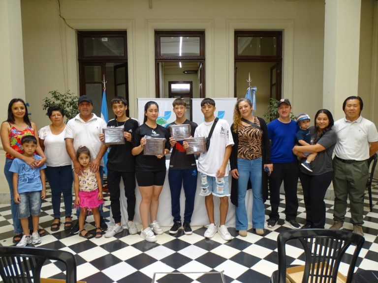 Reconocen a taekwondistas pampeanos por sus logros en torneos nacionales e internacionales de 2023