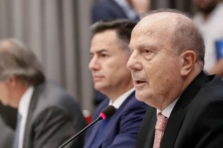 Guillermo Ferraro fue destituido por Javier Milei como ministro de Infraestructura