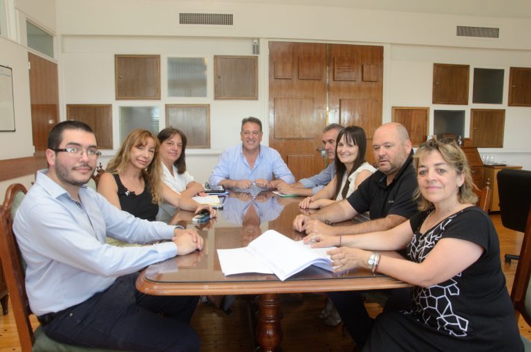 Diálogo político: encuentro entre el ministerio de gobierno y la oposición legislativa