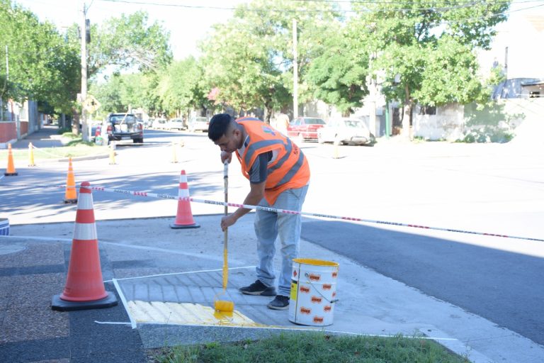 “Ordena el tránsito”, dijo Pablo Gandino en relación con la pintura y demarcación vial