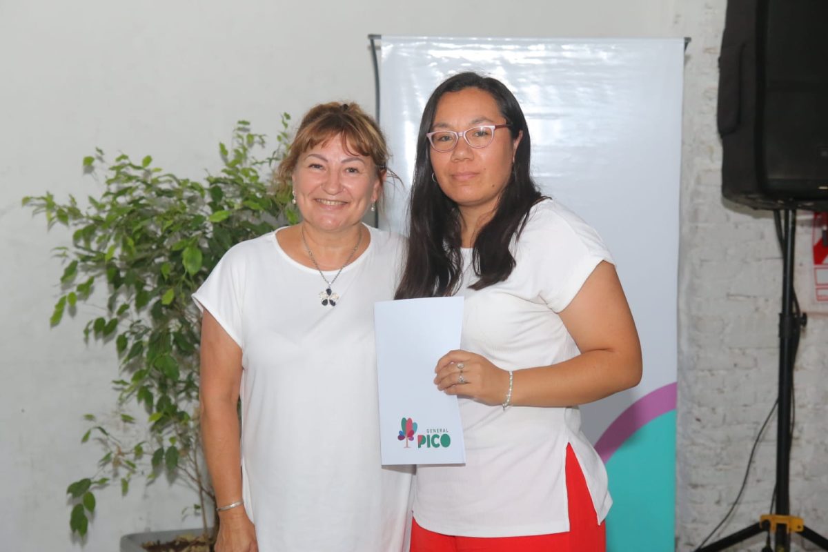 “Hemos entregado $6.500.000 para 43 emprendedores”, describió la Coordinadora de Nuevas Economías piquense