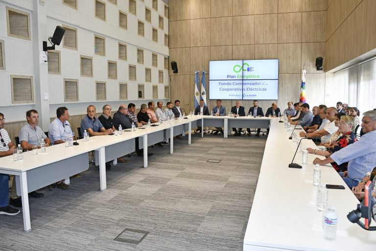 El Gobierno de La Pampa implementa un “Plan de Pagos Excepcional” para Cooperativas Eléctricas