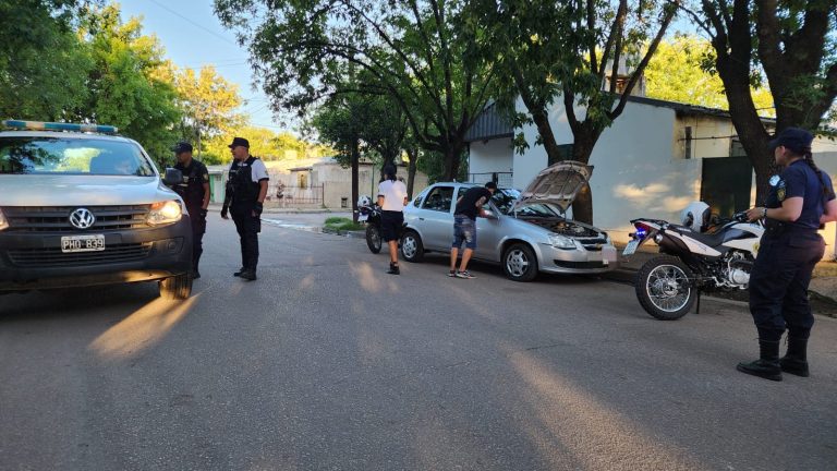 Un hombre intentó escapar, realizando maniobras peligrosas y fue detenido en el barrio Rucci-Alborada