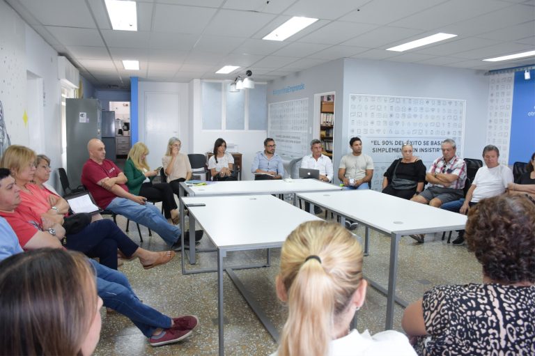 Reunión en General Pico para impulsar el turismo local con gastronomía, hotelería y agencias de viajes