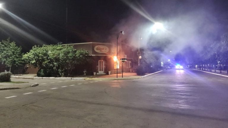 Incendio en Kiosco “Goyos” de Quemú: habría sido por un desperfecto eléctrico