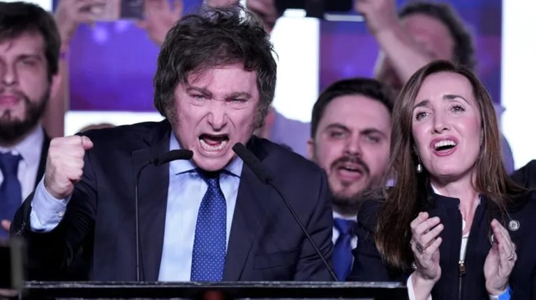 “Los voy a dejar sin plata, los voy a fundir a todos”: La amenaza del presidente a los gobernadores en la reunión de Gabinte