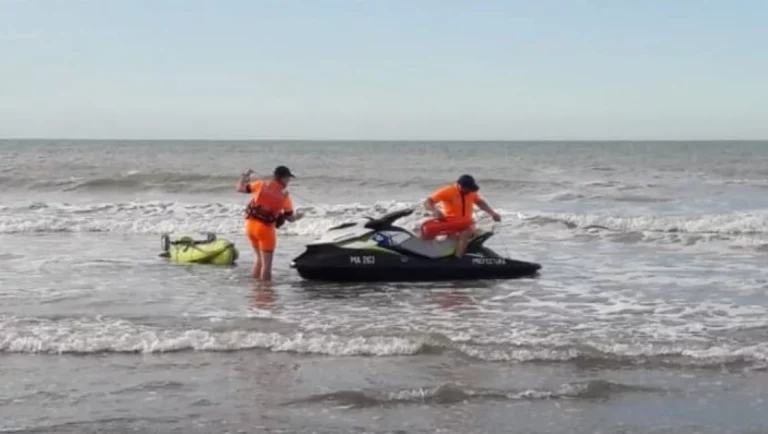 Encontraron muerto al joven de 21 años que se metió al mar en Monte Hermoso