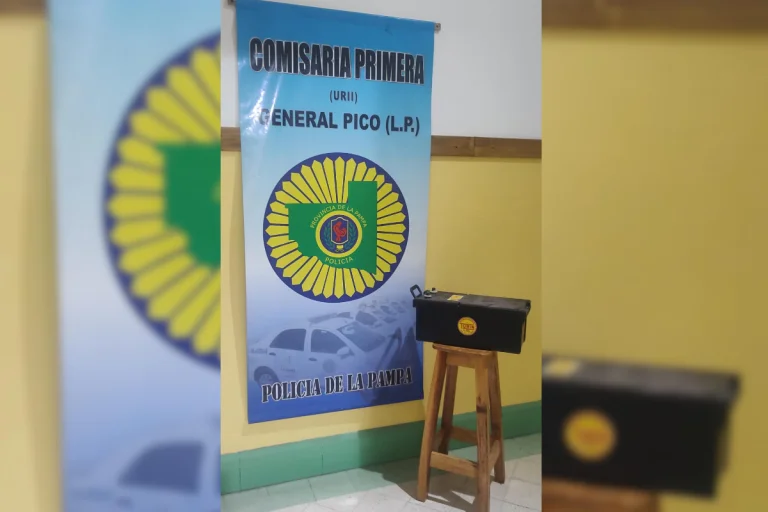 Persona policial de Comisaría Primera recuperó una batería robada en barrio Carlos Berg y dos personas serán investigadas