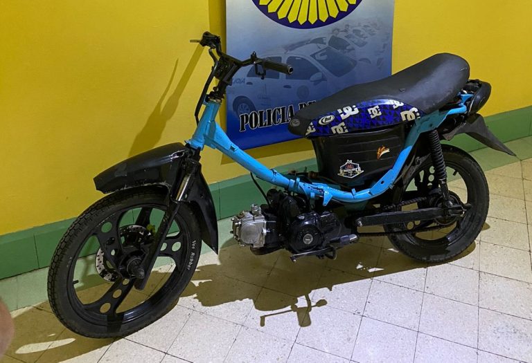 Recuperan motocicleta sustraída durante los preparativos de carnaval en Speluzzi