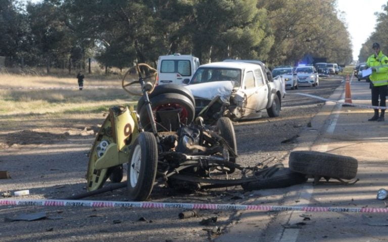 La Pampa: prisión efectiva para el conductor de una camioneta que chocó contra un auto de colección donde murieron un médico y un niño de 6 años