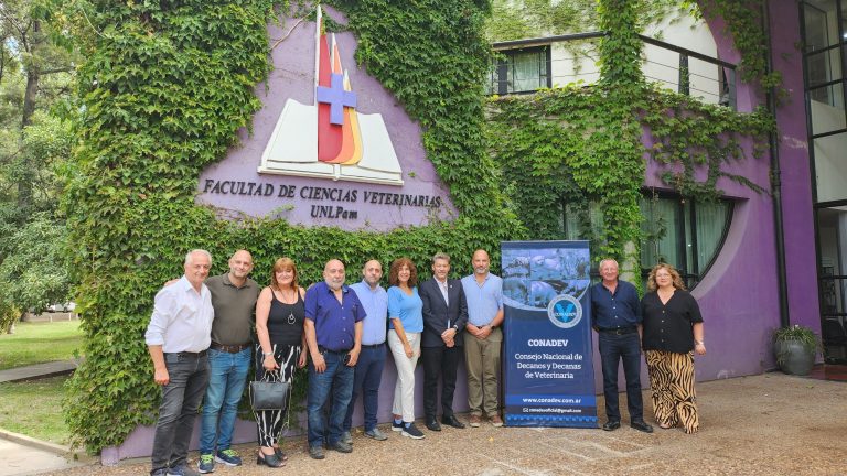 Decanos de Veterinaria de todo el país alertan sobre crisis presupuestaria en universidades públicas durante reunión en General Pico