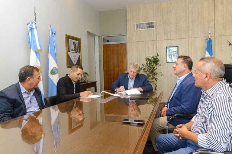 Se construirán dos viviendas en el predio del hospital  de 25 de Mayo, destinadas para profesionales se radiquen en la localidad