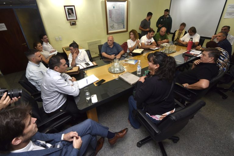 La Pampa: los gremios finalmente aceptaron el 10% de aumento general y el 100% en las asignaciones familiares