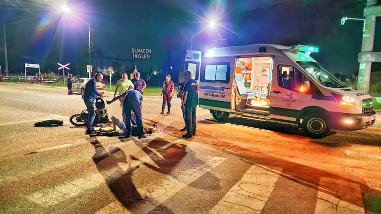 Accidente de tránsito en la intersección de calle 19 y 40 deja a joven motociclista herido