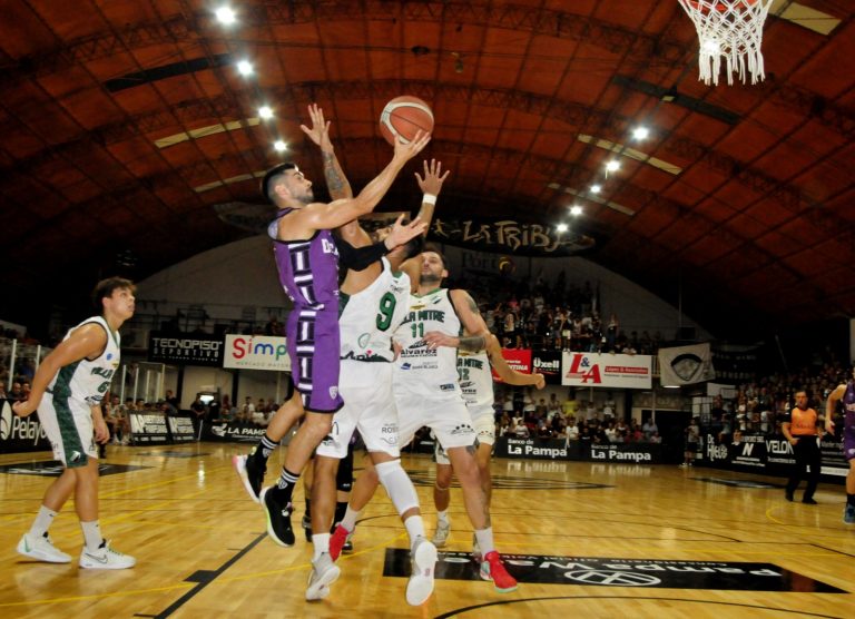 Liga Argentina: Pico FBC logra un emocionante triunfo al final contra Villa Mitre