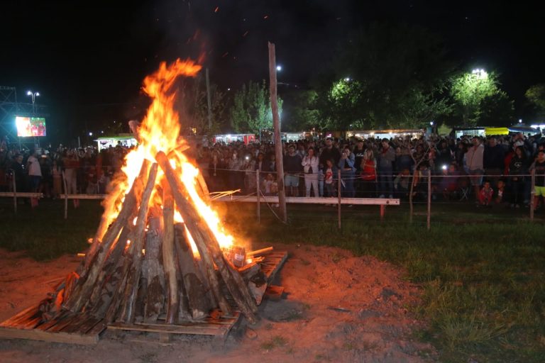 General Pico celebró con éxito el 35° Fogón de la Juventud en El Parador