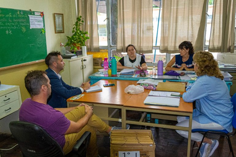 El colegio Normal y la escuela N° 64 fueron la sede de encuentros locales de actores educativos piquenses: “Valoramos este espacio de escucha”, manifestó la directora Sorba