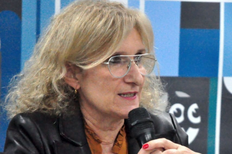 La facultad de Ciencias Humanas de la UNLPam implementó el cursado virtual para que ayudar a los alumnos a finalizar sus carreras