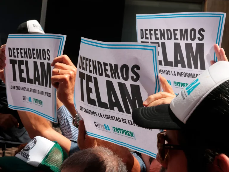 Rechazo unánime de trabajadores de Télam al plan de retiros voluntarios del gobierno de Milei