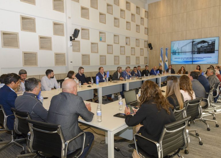 Sectores de la producción, la industria, el comercio y los servicios se reunieron con Ziliotto por el impacto de las políticas económicas nacionales