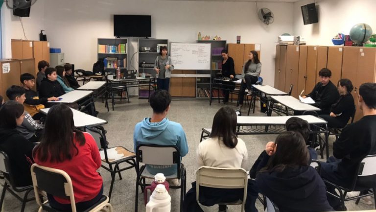 Fomentan la participación juvenil a través de los Centros de Estudiantes