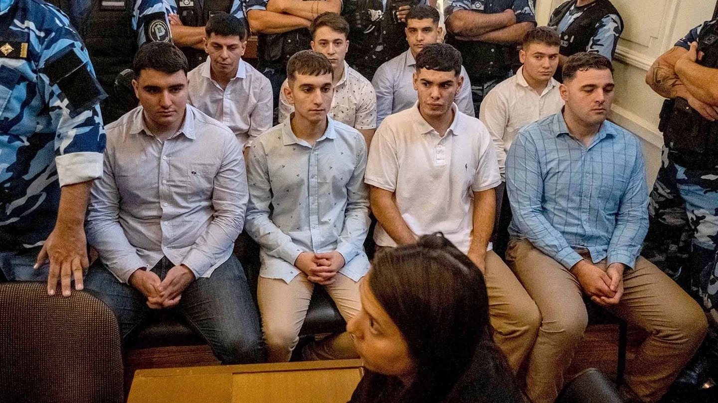 Uno de los rugbiers condenados a perpetua por el crimen de Báez Sosa, rompió el pacto de silencio y apuntó contra Hugo Tomei
