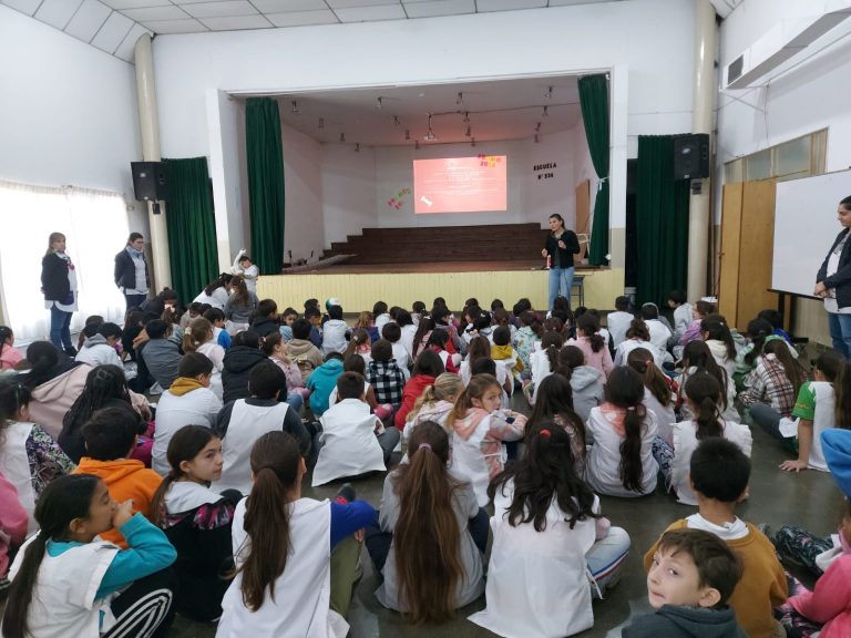 Pequeños artistas, grandes causas: Concurso escolar en Intendente Alvear busca logo para refugio canino ‘Hociquitos’ en pro de la tenencia responsable