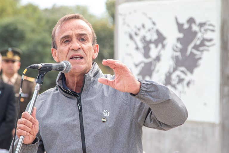 Acto en Pico: “Esta anarquía que nos gobierna compromete seriamente el futuro de Argentina porque destruye el basamento fundamental de una Nación” expresó Alejandro Pellitero