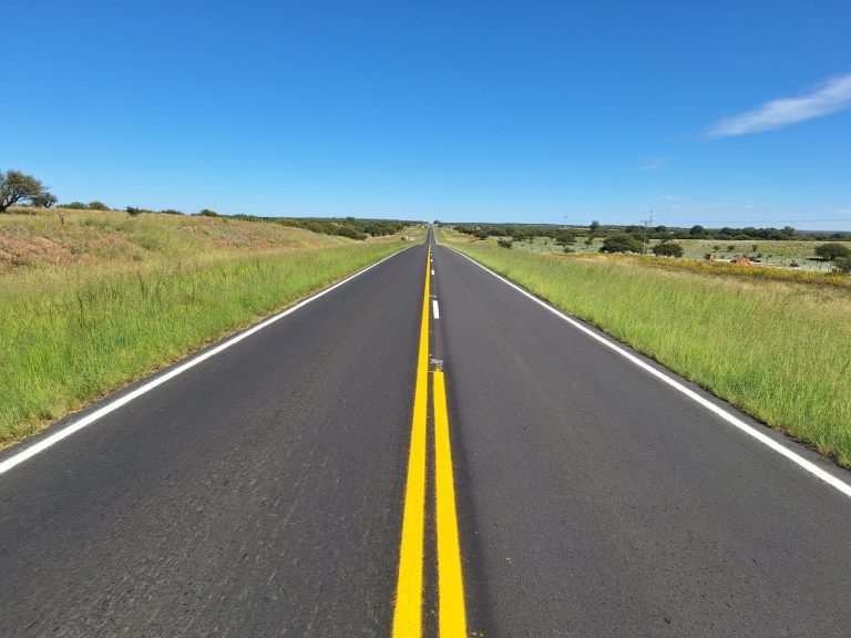 Las rutas provinciales 10 y 105 continúan en plena etapa de repavimentación