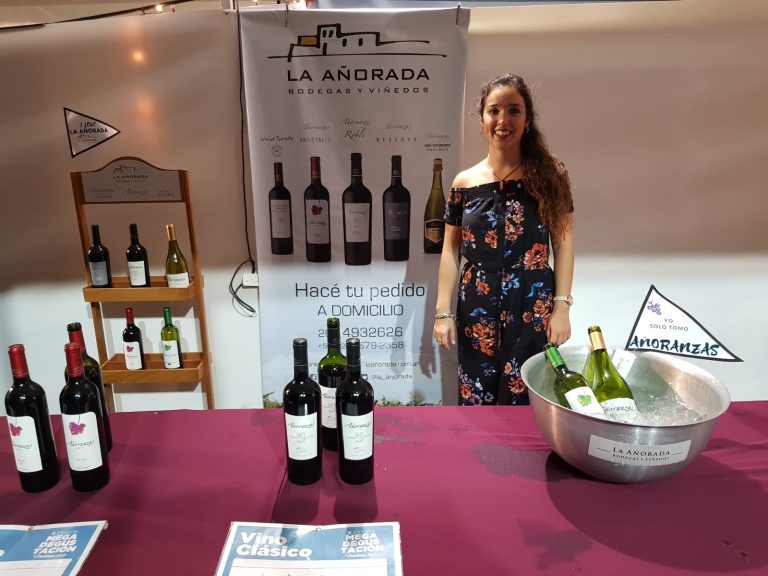 “El Malbec es el vino que nos identifica y el más elegido por los argentinos”, aseguró la enóloga de la Bodega “La Añorada”, Liz Ropero