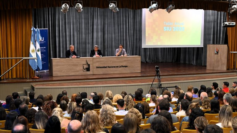 UNLPam: este viernes se realizará el acto de colación de grado en Santa Rosa y la próxima semana, en General Pico