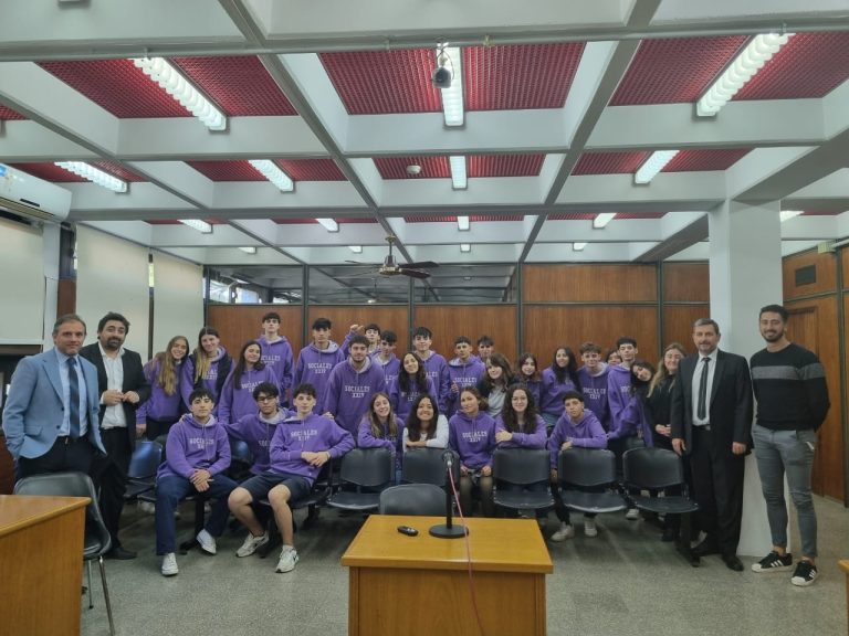 Educación + Justicia: estudiantes del colegio Santa Inés presenciaron un debate oral en General Pico